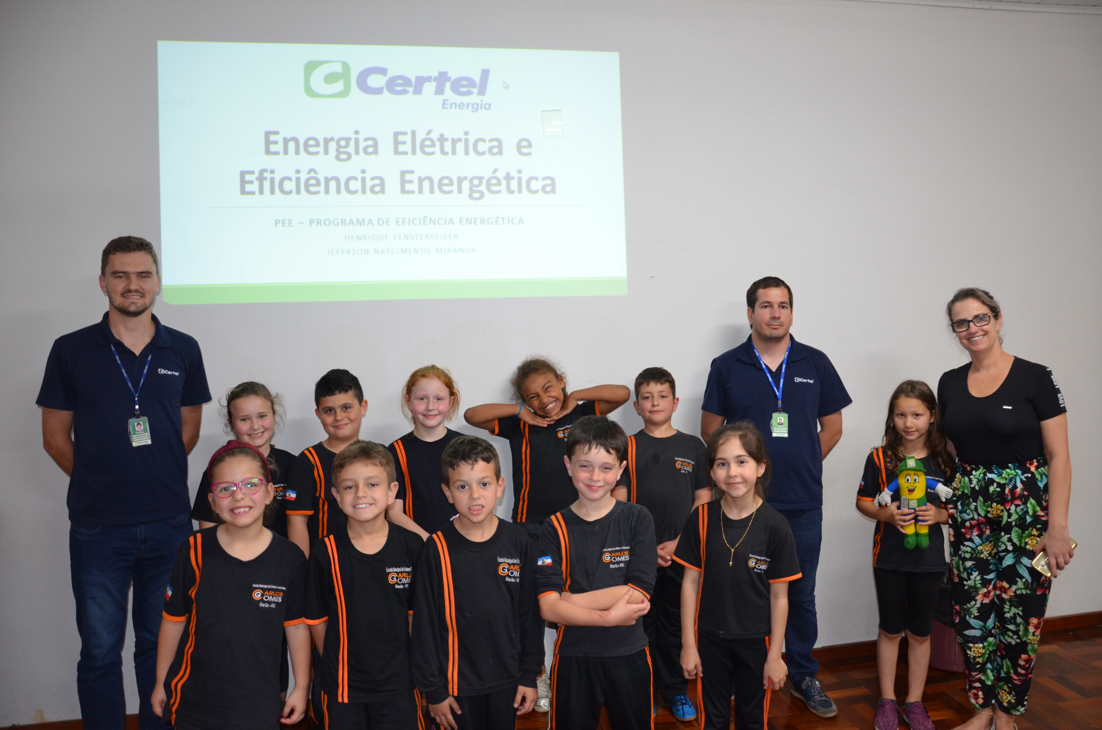Estudantes de Barão assistiram palestra sobre uso racional de energia   